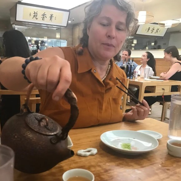 Meet your Posher, Heather - Picture 1 of 1